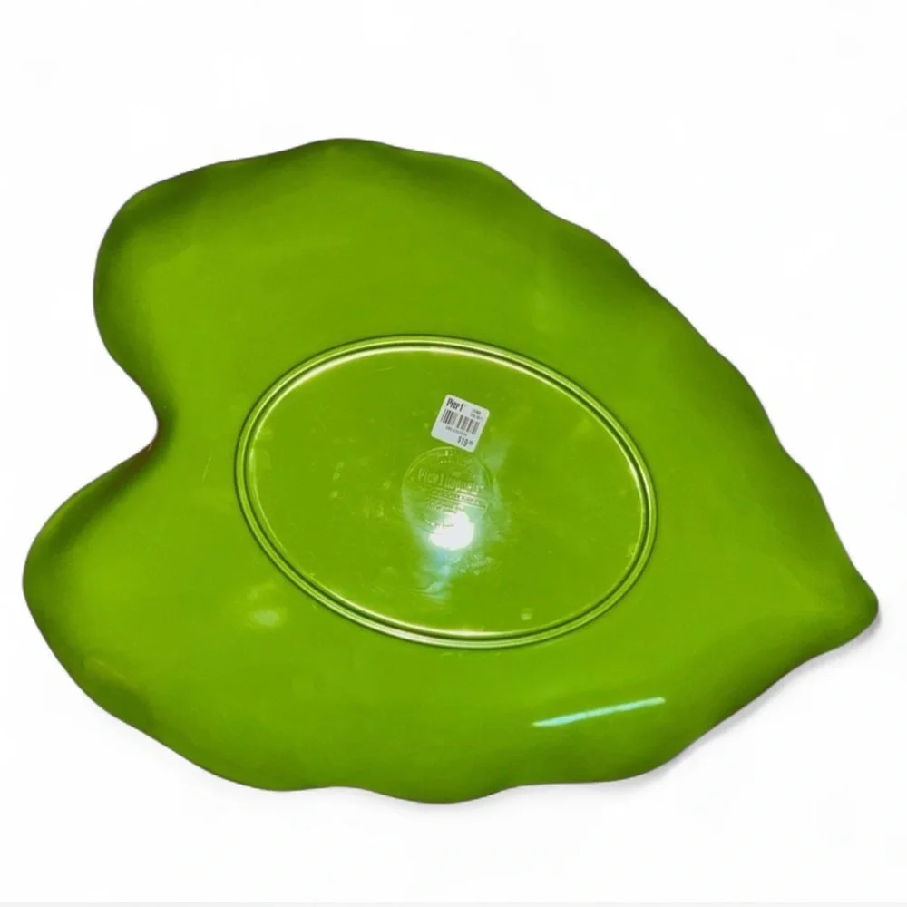 Pier 1 Bright Green Leaf Shape Decorative Platter Entertain Tablescape Kid Safe